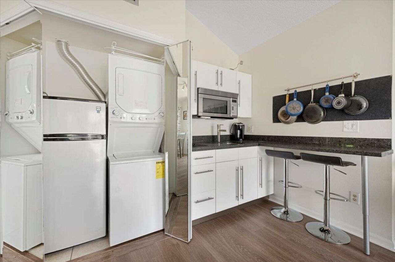 11863 Wimbledon Circle, Unit 524, Wellington, FL 33414 Photo