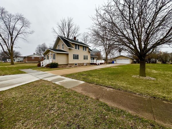 442 4th Street, Dawson, MN 56232