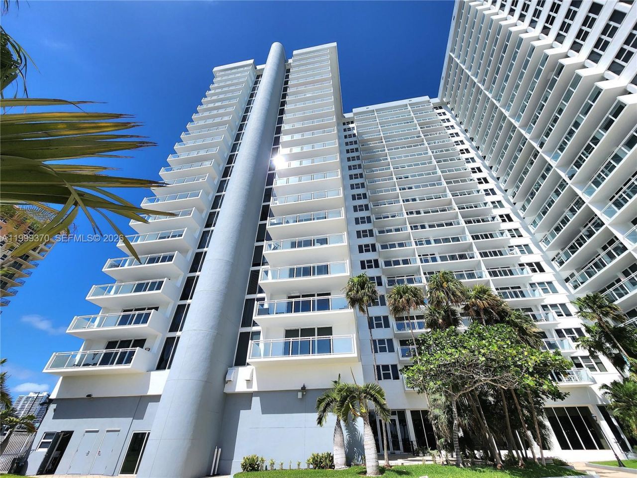 2030 S Ocean Dr, Unit 1402, Hallandale Beach, FL 33009 Photo