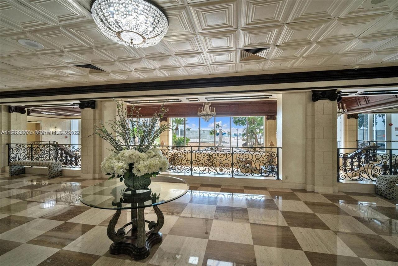 2030 S Ocean Dr, Unit 1402, Hallandale Beach, FL 33009 Photo