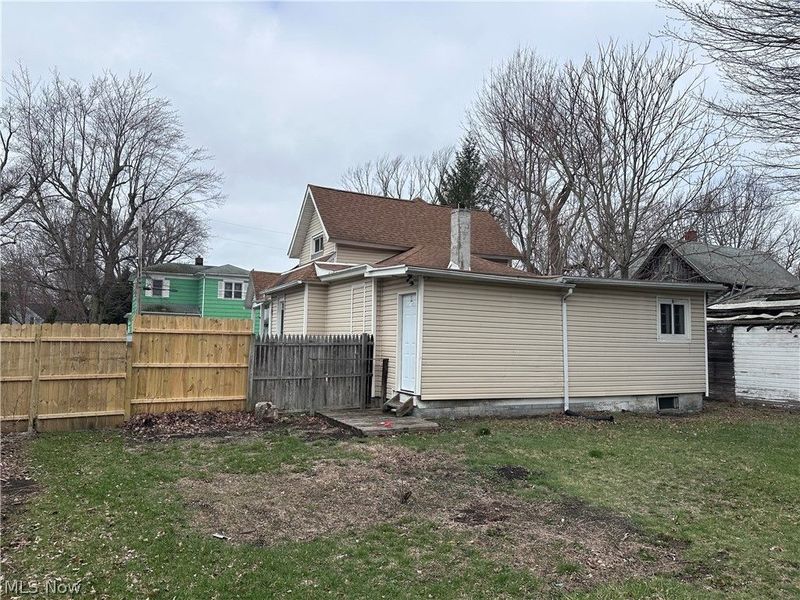 284 Clay, Conneaut, OH 44030 Photo 2