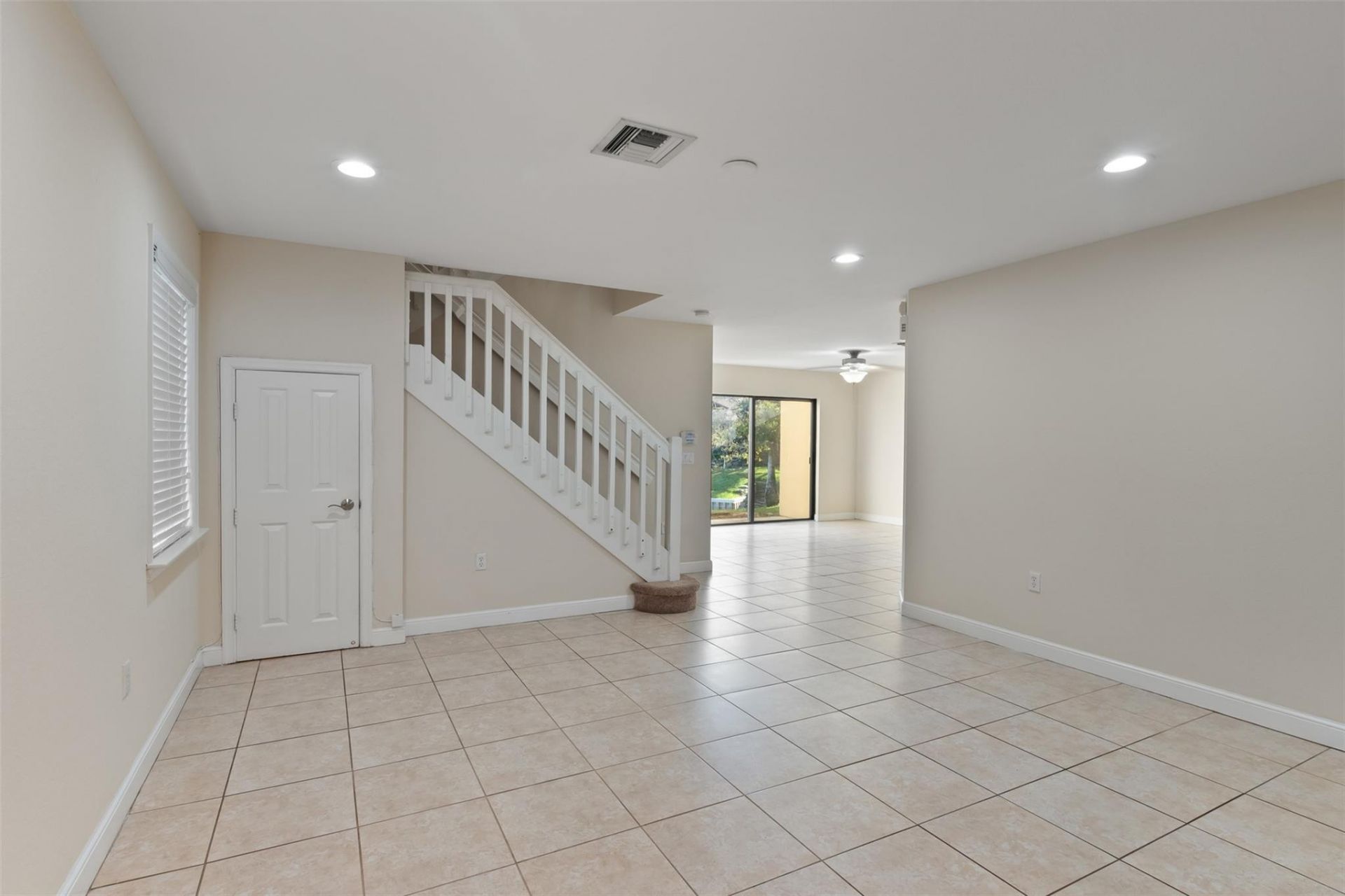 6094 Live Oak Court, Unit B, Tamarac, FL 33319 Photo