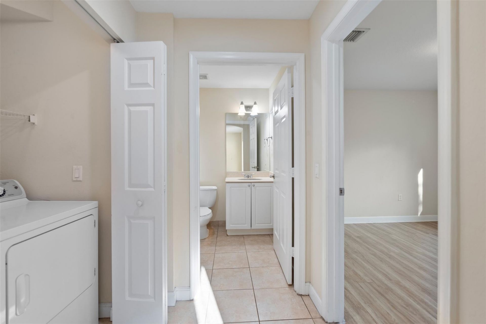 6094 Live Oak Court, Unit B, Tamarac, FL 33319 Photo