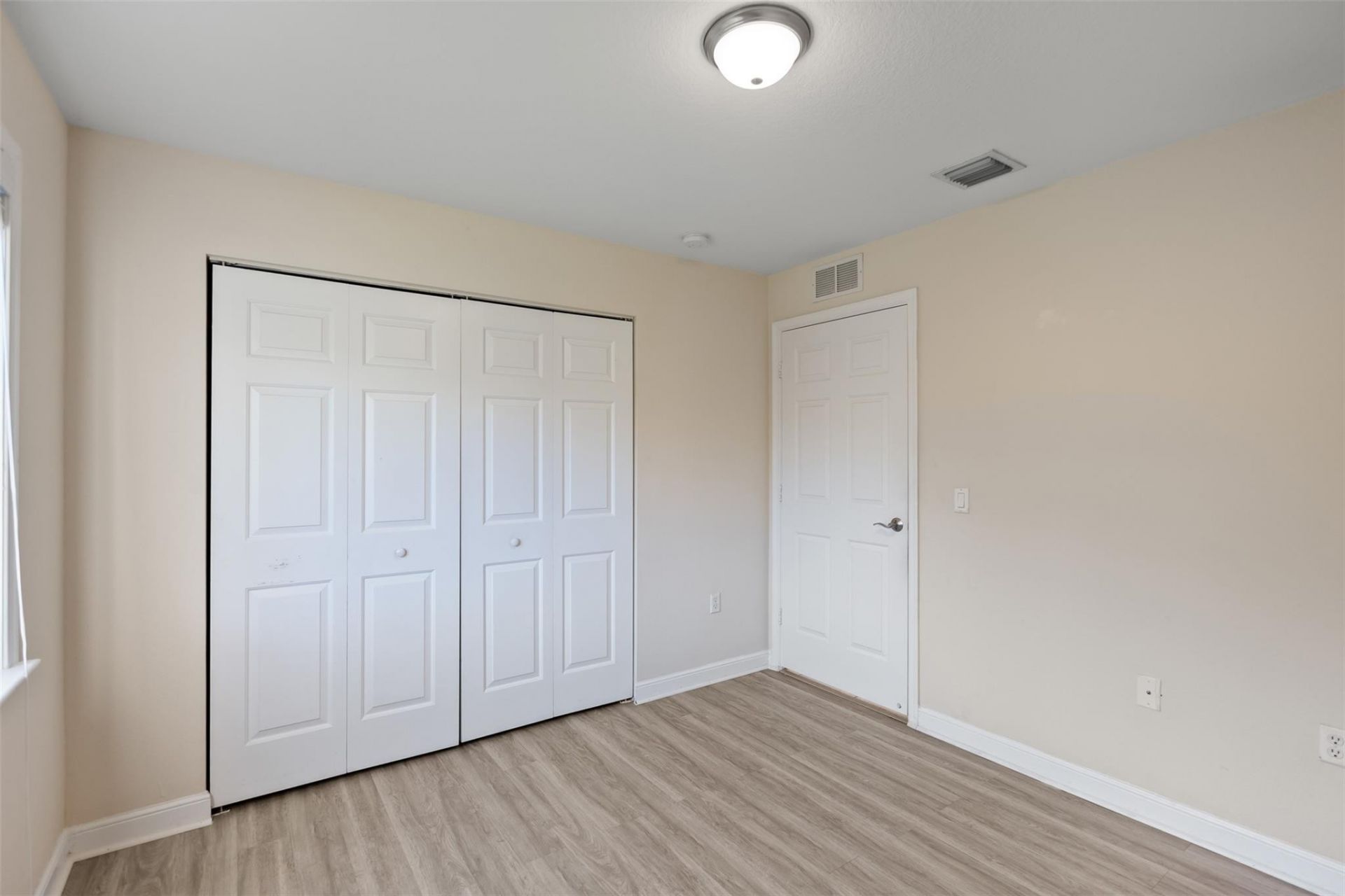 6094 Live Oak Court, Unit B, Tamarac, FL 33319 Photo