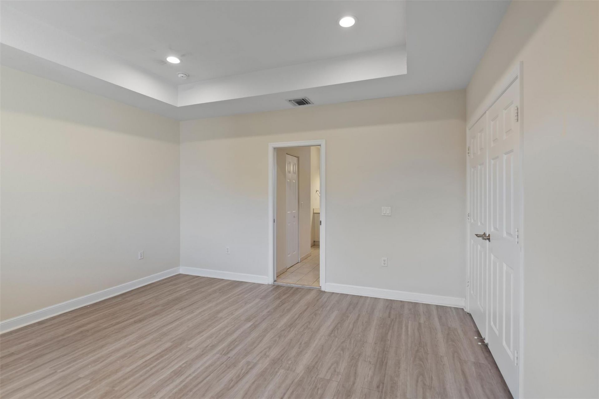 6094 Live Oak Court, Unit B, Tamarac, FL 33319 Photo