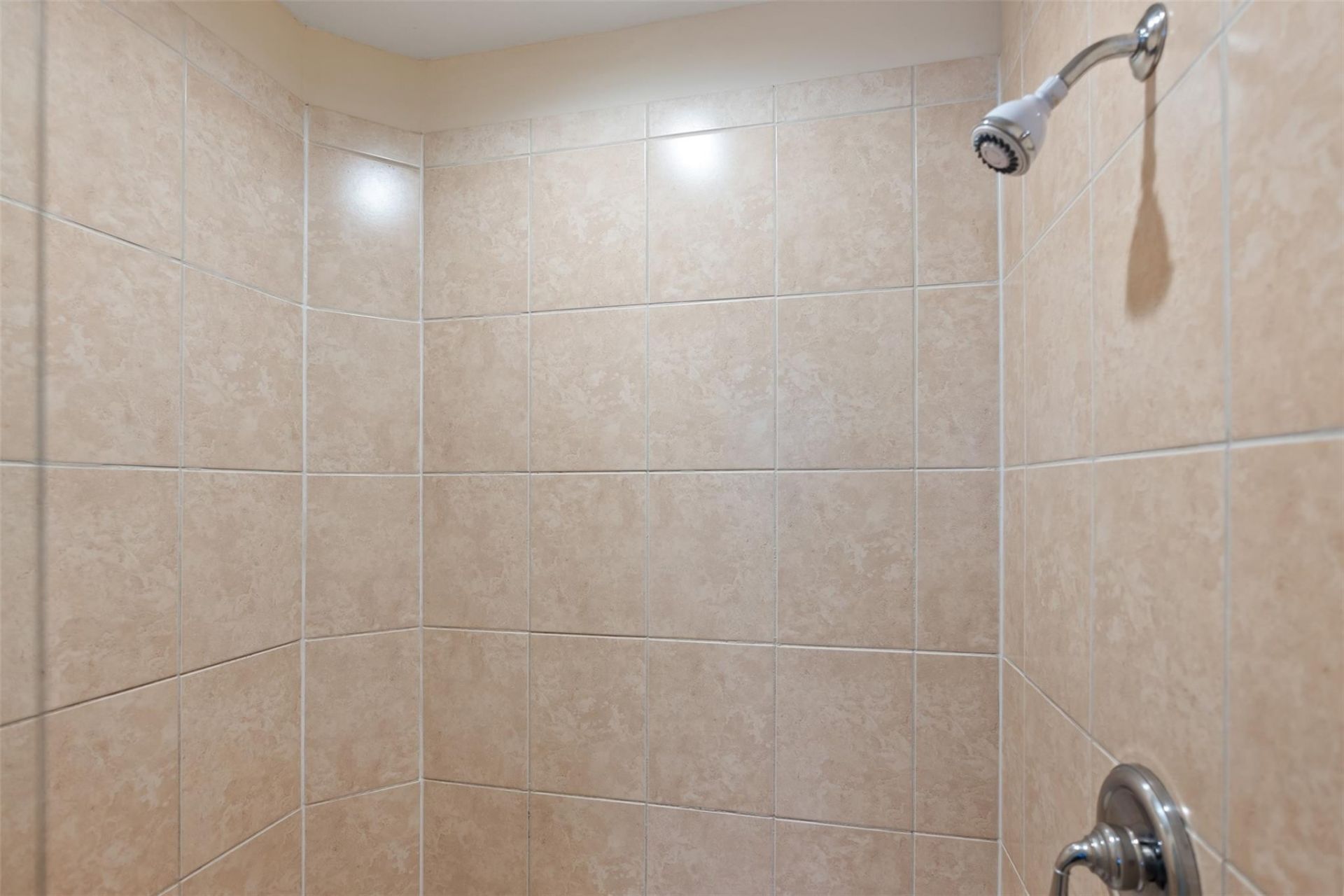 6094 Live Oak Court, Unit B, Tamarac, FL 33319 Photo