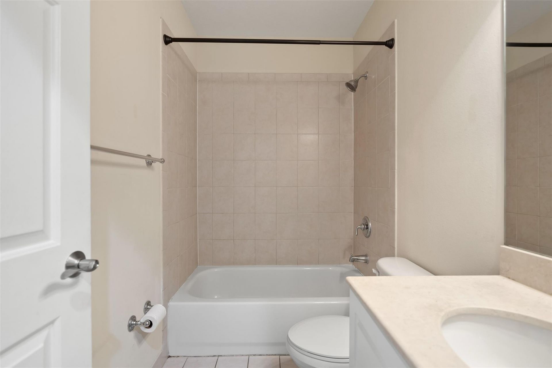 6094 Live Oak Court, Unit B, Tamarac, FL 33319 Photo