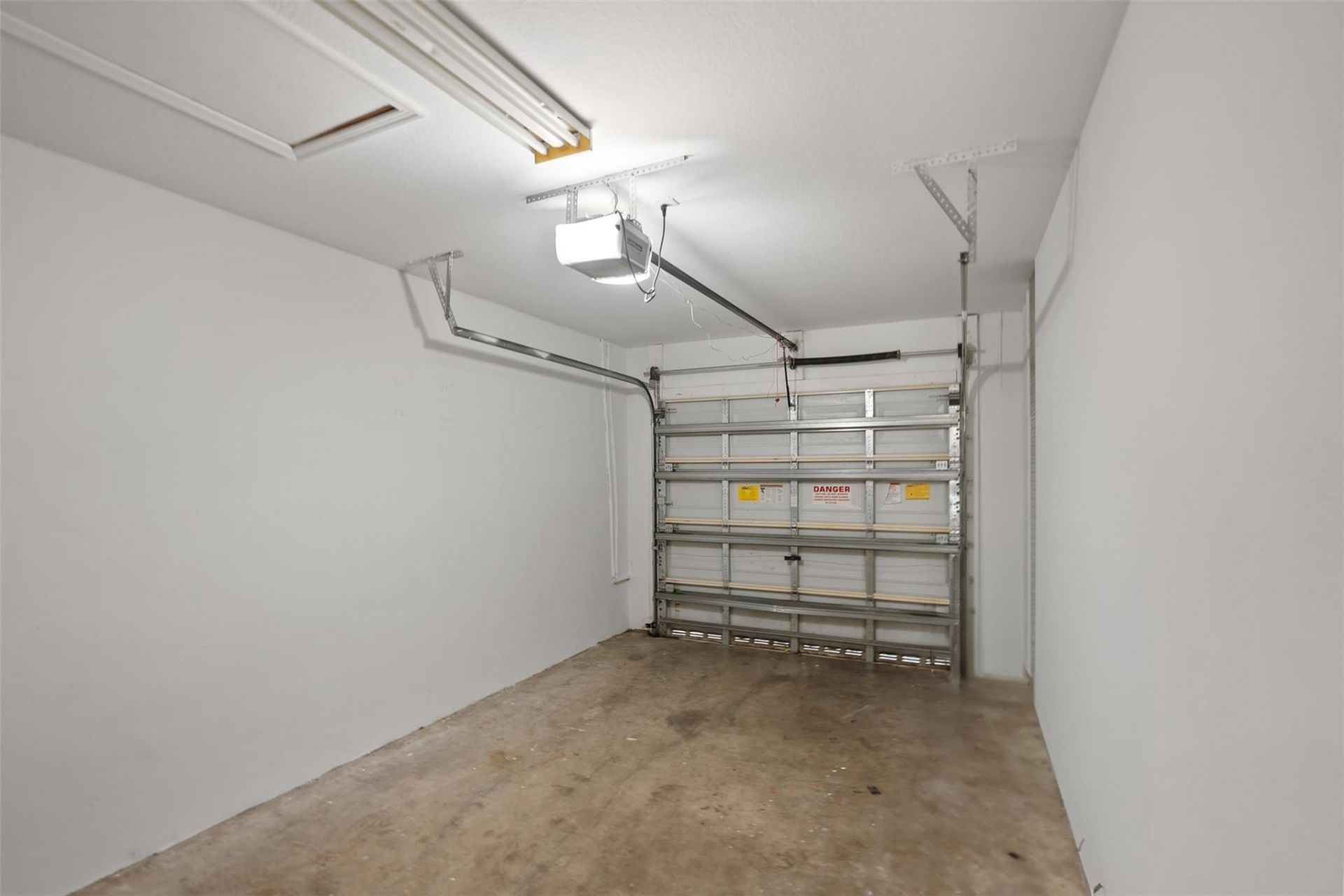 6094 Live Oak Court, Unit B, Tamarac, FL 33319 Photo