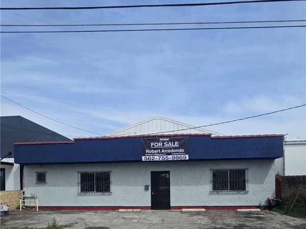 15532 Illinois, Paramount, CA 90723