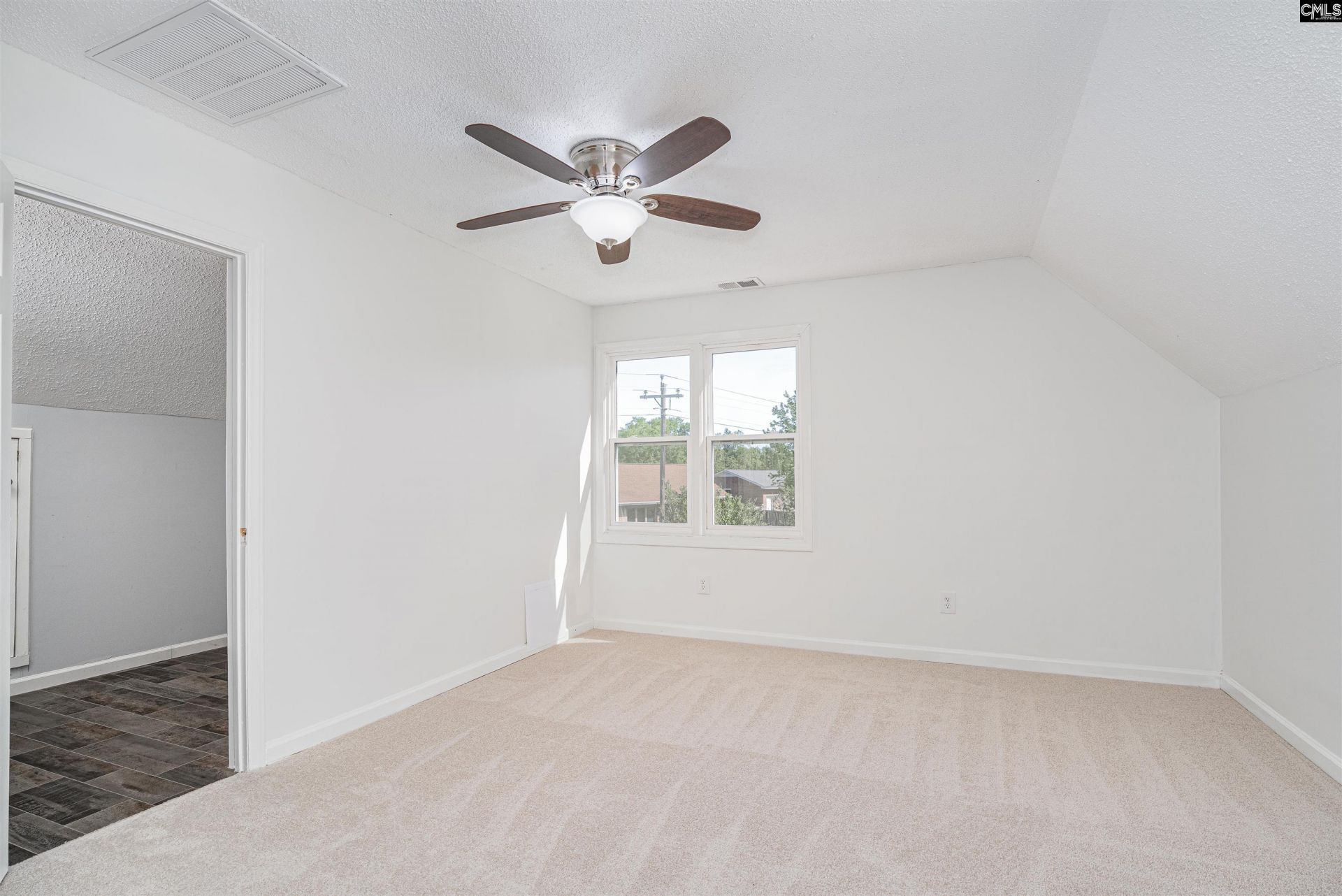 276 Wallace Circle  Photo 27