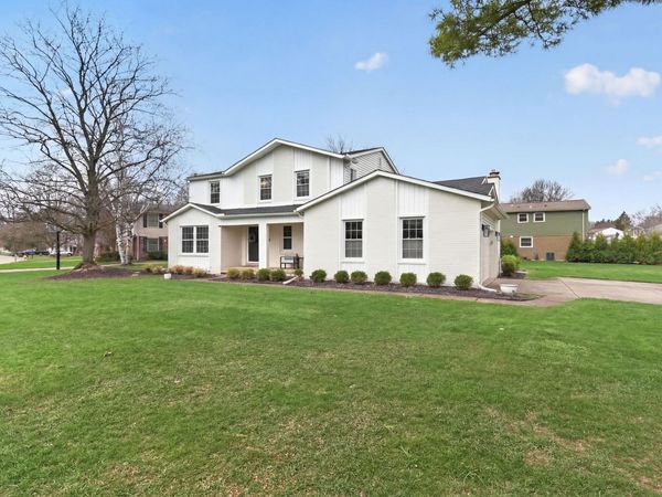 15895 Hickory Ridge Drive, Northville, MI 48168