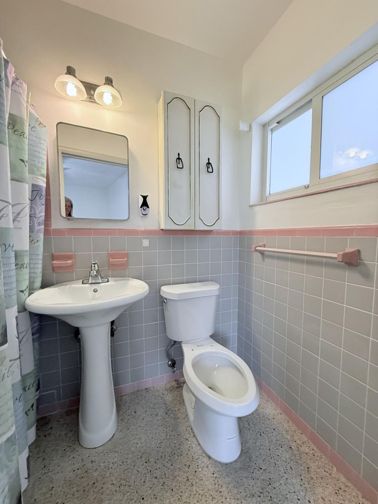 957 W 67th Street, Hialeah, FL 33012 Photo