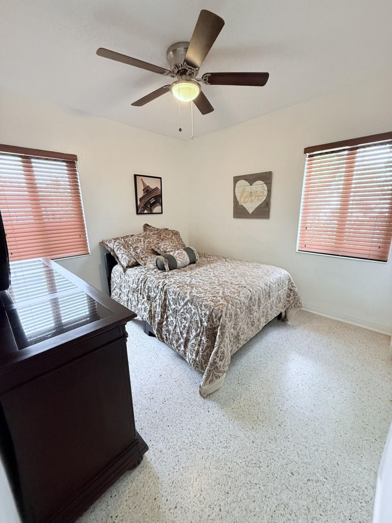 957 W 67th Street, Hialeah, FL 33012 Photo