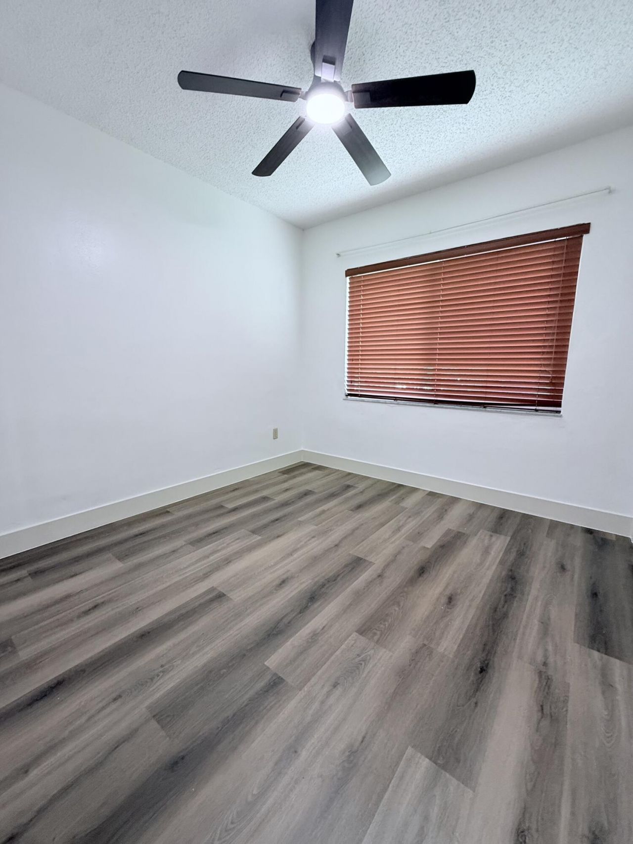 957 W 67th Street, Hialeah, FL 33012 Photo