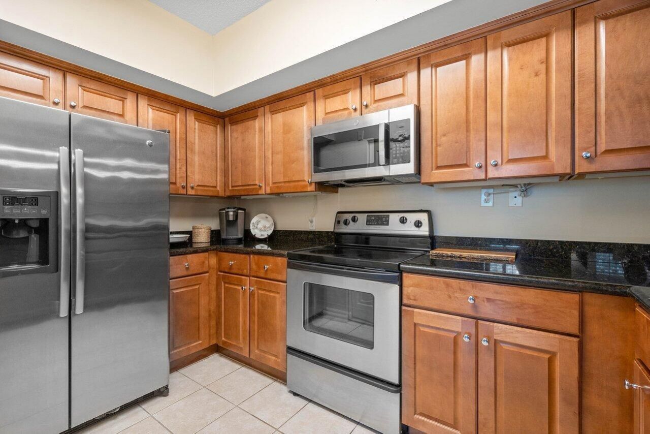 11770 St Andrews Place, Unit 107, Wellington, FL 33414 Photo
