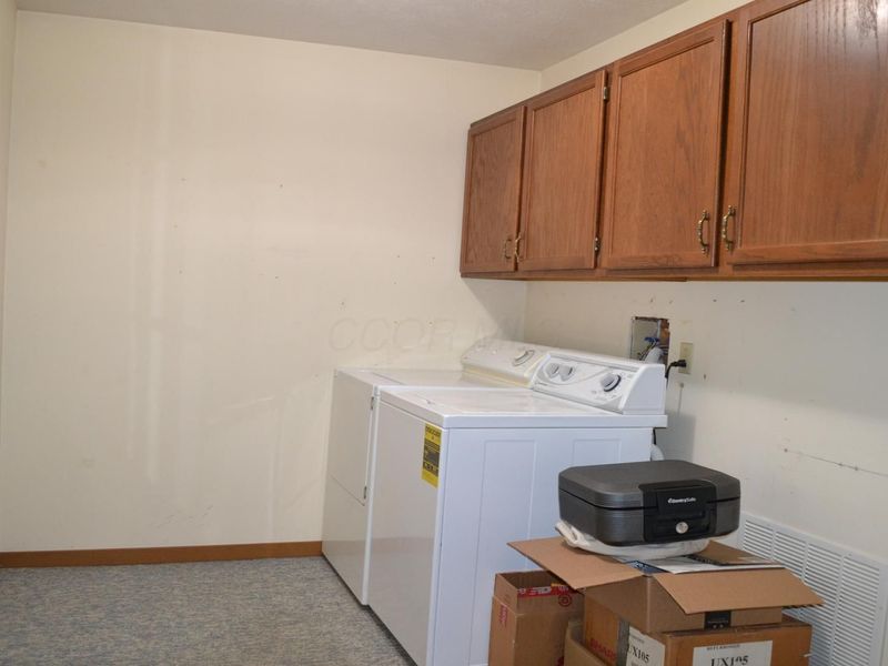 1031 Armsgate Road, Springfield, OH 45503 Photo 22