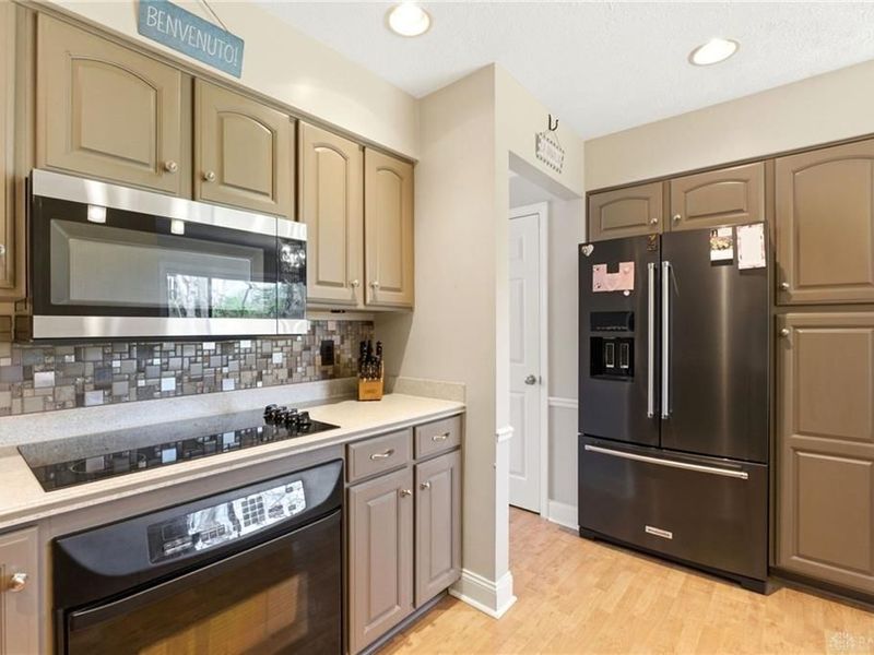 2439 Beechknoll Point, Washington Township, OH 45458 Photo 19