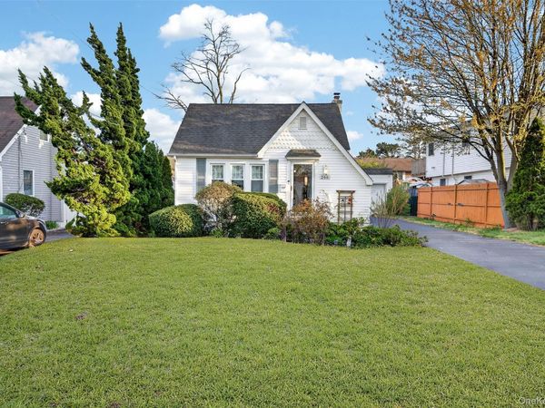 266 Neptune Avenue, West Babylon, NY 11704