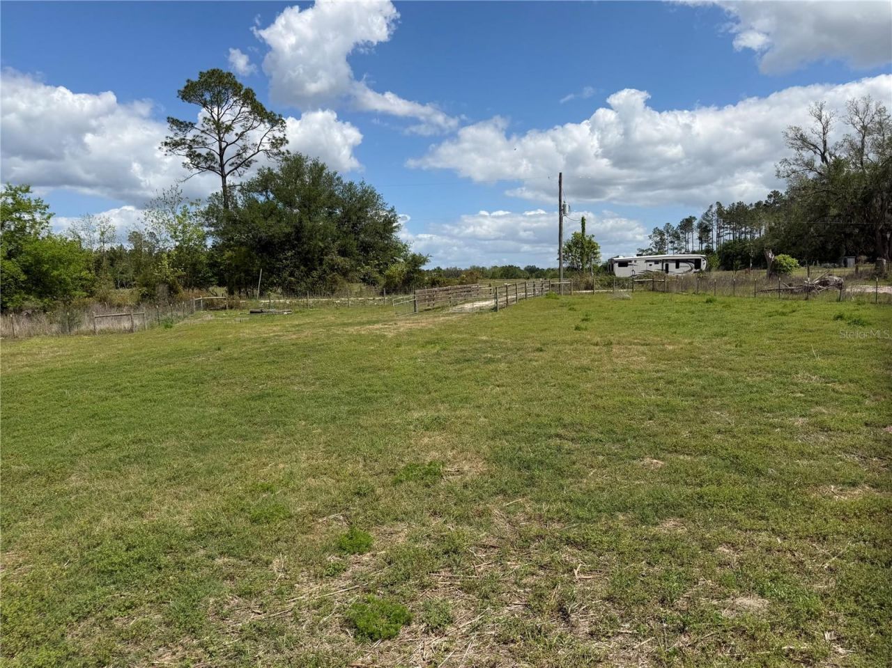 6895 139th Drive , Live Oak, FL 32060 Photo