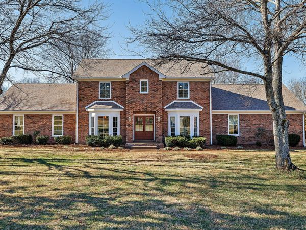 1114 Chickasaw Dr, Brentwood, TN 37027