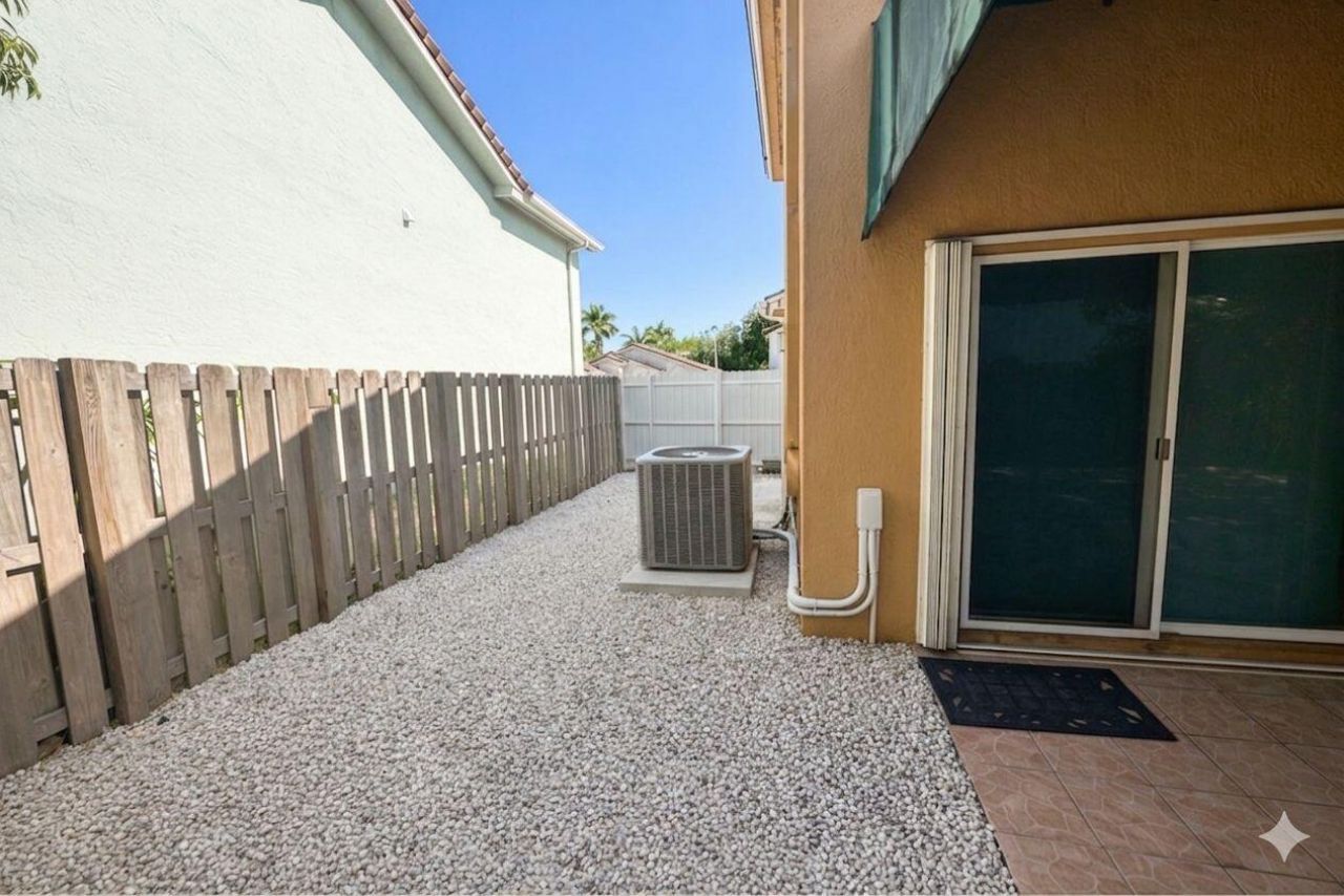 14209 SW 117th Terrace, Miami, FL 33186 Photo