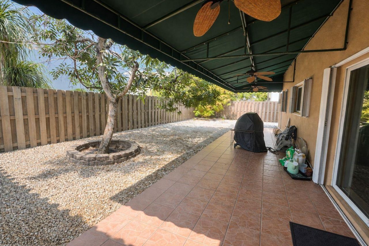 14209 SW 117th Terrace, Miami, FL 33186 Photo