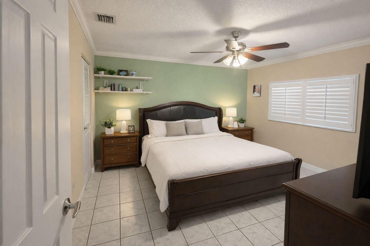 14209 SW 117th Terrace, Miami, FL 33186 Photo