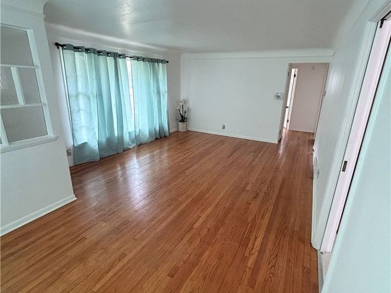 20732 APPLEGATE Road, Maple Heights, OH 44137 Photo 18