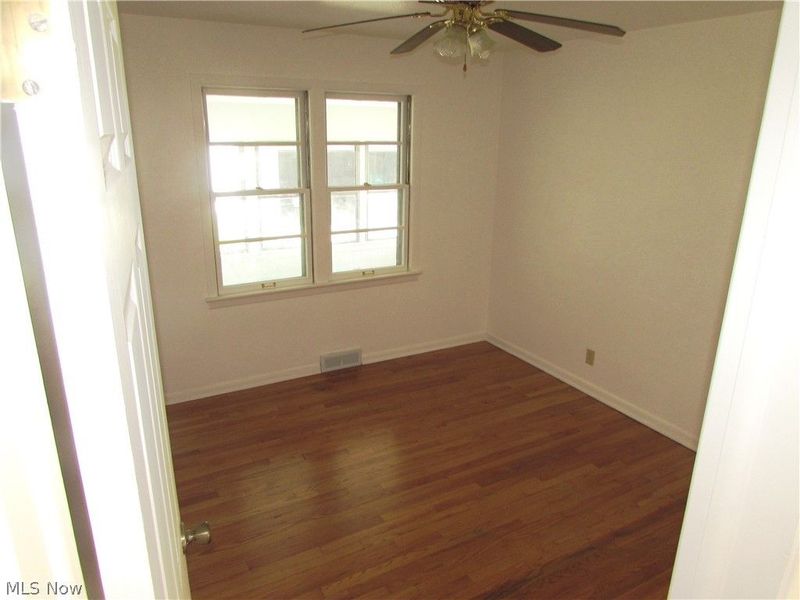 20732 APPLEGATE Road, Maple Heights, OH 44137 Photo 26