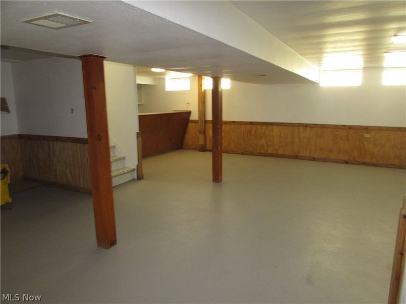 20732 APPLEGATE Road, Maple Heights, OH 44137 Photo 35