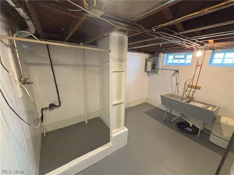 20732 APPLEGATE Road, Maple Heights, OH 44137 Photo 37