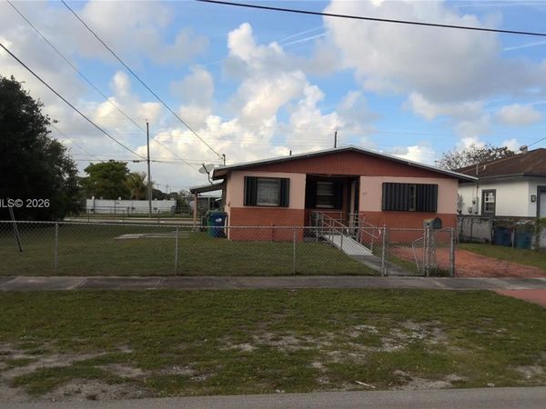 1671 NW 154th St, Miami Gardens, FL 33054