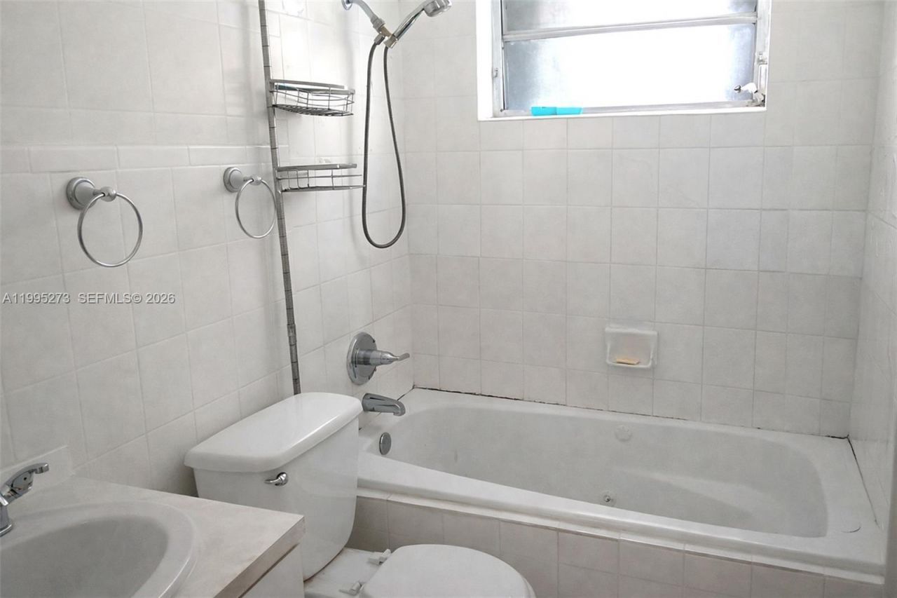 1671 NW 154th St, Miami Gardens, FL 33054 Photo