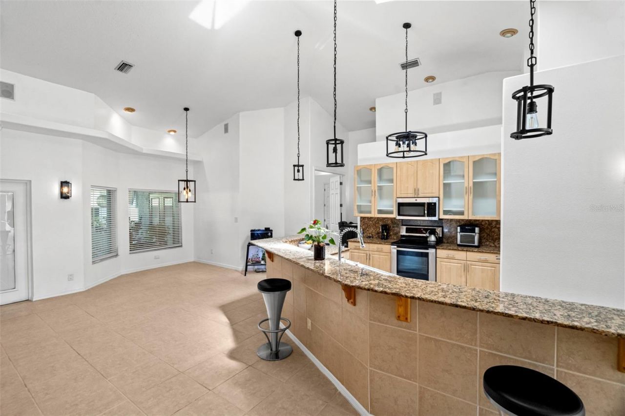 6702 Josie Drive, Seffner, FL 33584 Photo