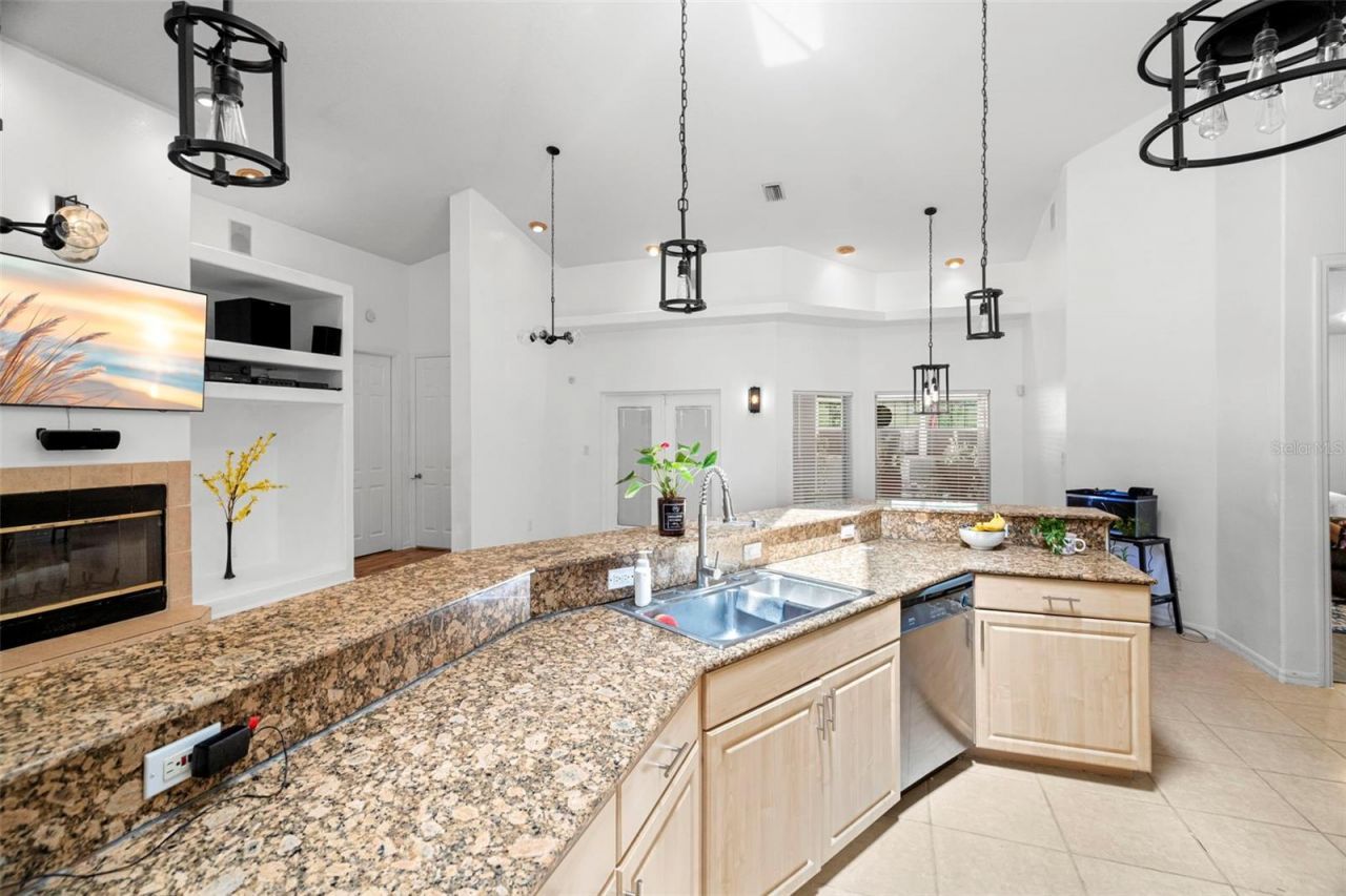 6702 Josie Drive, Seffner, FL 33584 Photo