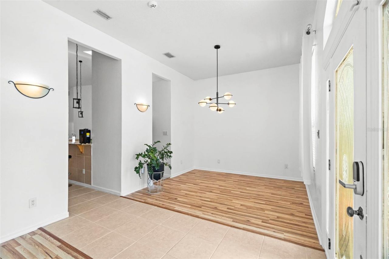 6702 Josie Drive, Seffner, FL 33584 Photo