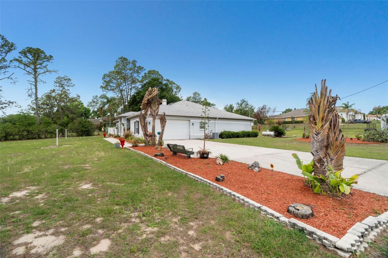 6702 Josie Drive, Seffner, FL 33584 Photo