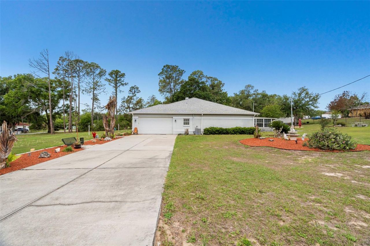 6702 Josie Drive, Seffner, FL 33584 Photo