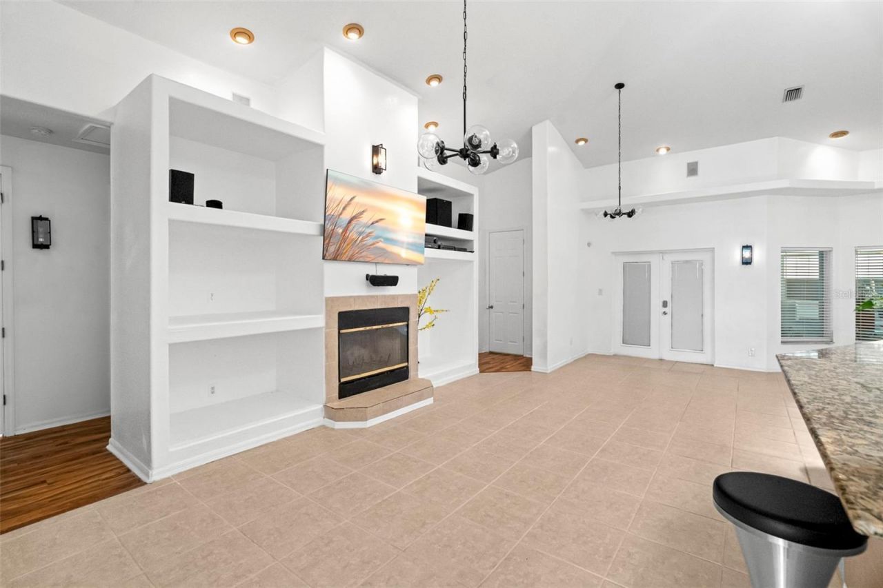 6702 Josie Drive, Seffner, FL 33584 Photo