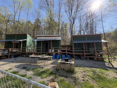 1199 Rawlings Road, Manchester, KY 40962