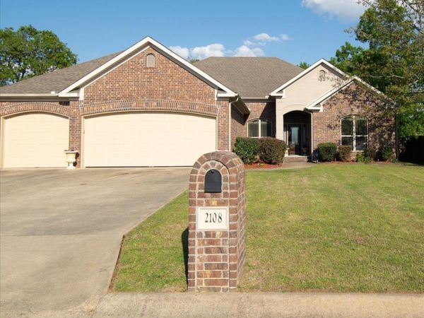 2108 Ingleside Drive , Sherwood, AR 72120