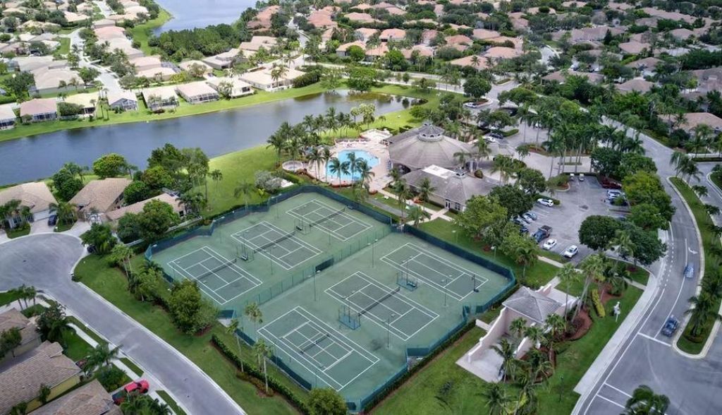 2568 Sandy Cay, West Palm Beach, FL 33411 Photo