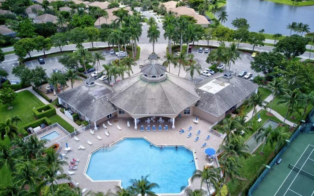 2568 Sandy Cay, West Palm Beach, FL 33411 Photo