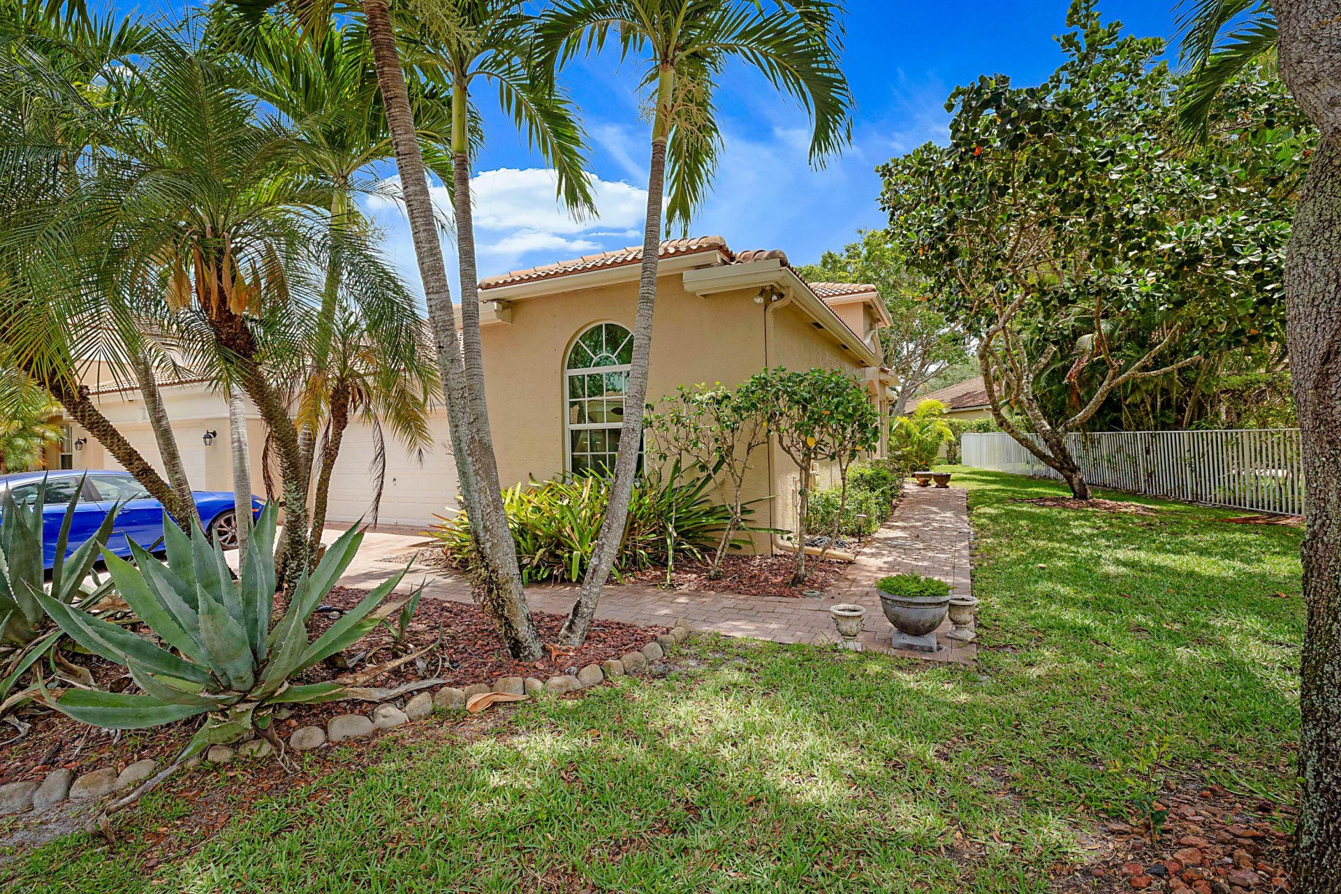 2568 Sandy Cay, West Palm Beach, FL 33411 Photo