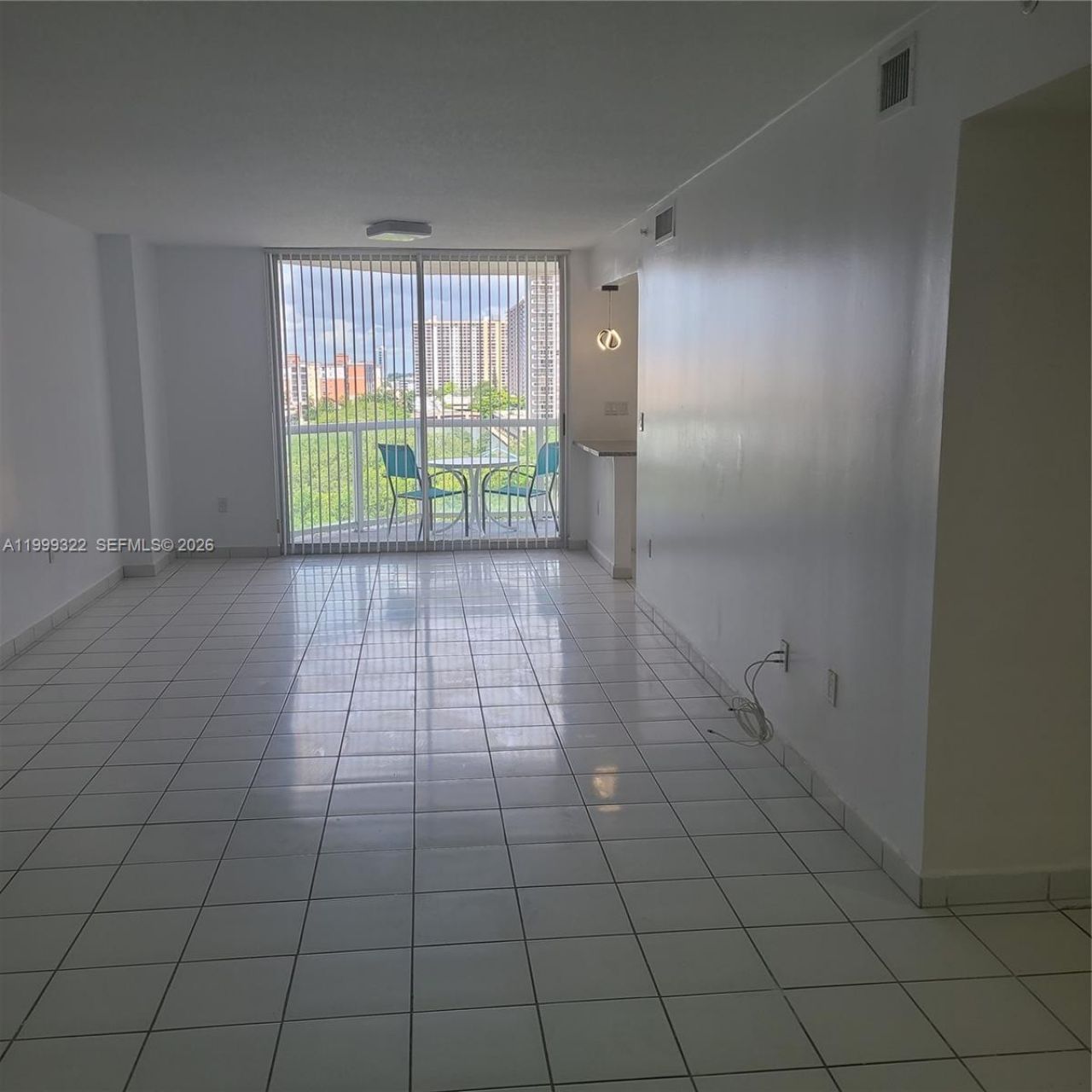17275 Collins Ave, Unit 801, Sunny Isles Beach, FL 33160 Photo