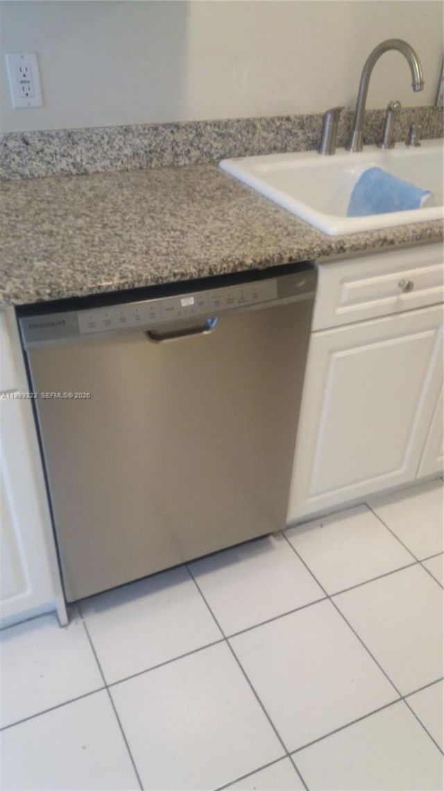 17275 Collins Ave, Unit 801, Sunny Isles Beach, FL 33160 Photo