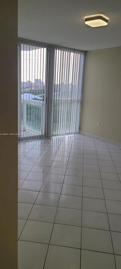 17275 Collins Ave, Unit 801, Sunny Isles Beach, FL 33160 Photo