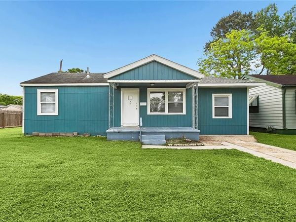 438 HUNTLEE Drive, New Orleans, LA 70131