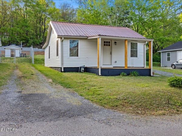 925 Lang Street SE , Cleveland, TN 37311