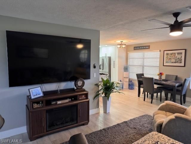 3928 SE 11th Pl, Unit 401, Cape Coral, FL 33904 Photo